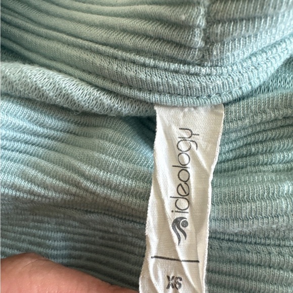 Long Sleeve Casual Top XS Ribbed Mock Neck Minimalist Split Shoulder Stretch - Picture 4 of 9